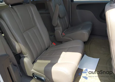 2013 Chrysler Town & Country Touring from USA, damaged, VIN 2C4RC1BG6DR691299